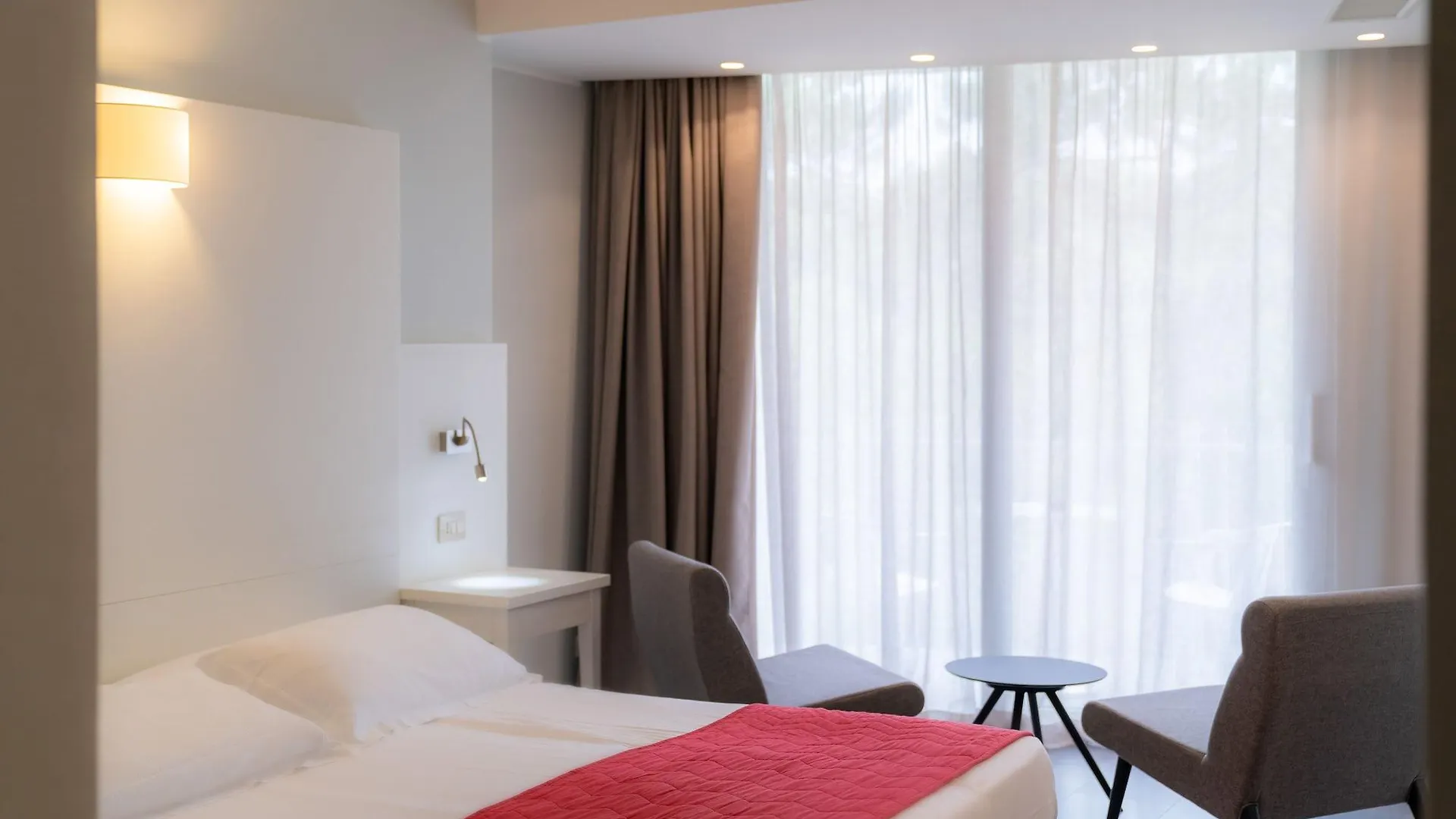 ****  Hotel Garden Sea Wellness & Spa 4 Stelle Superior Каорле Италия